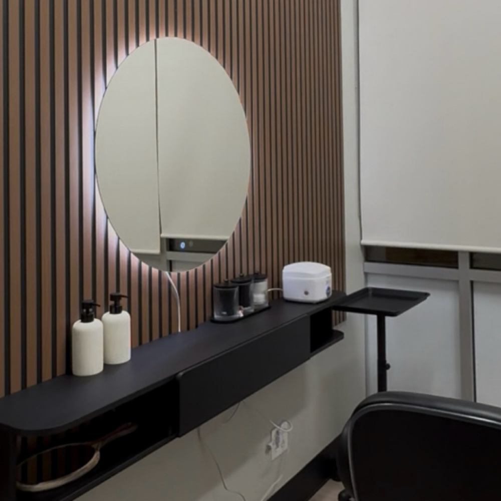 Brow Tweeze at Jacksxbrows in Shenandoah, TX