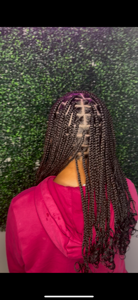 KNOTLESS CURLY ENDS