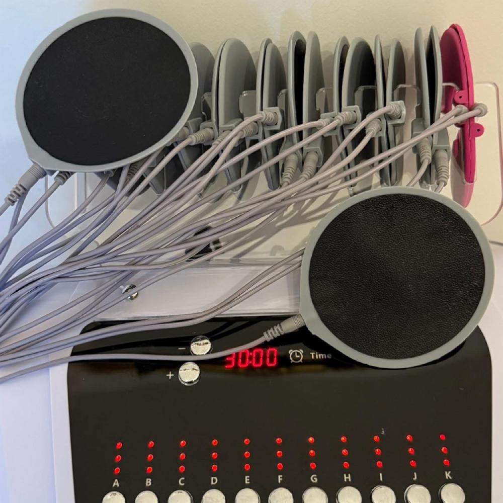EMS Electronic muscle at Silhouette Body Sculpting LLC in St. Peter’s, MO