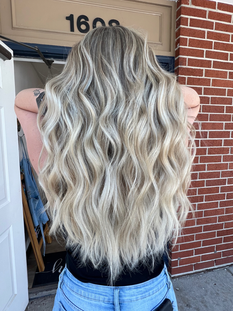 Full Blonding Service