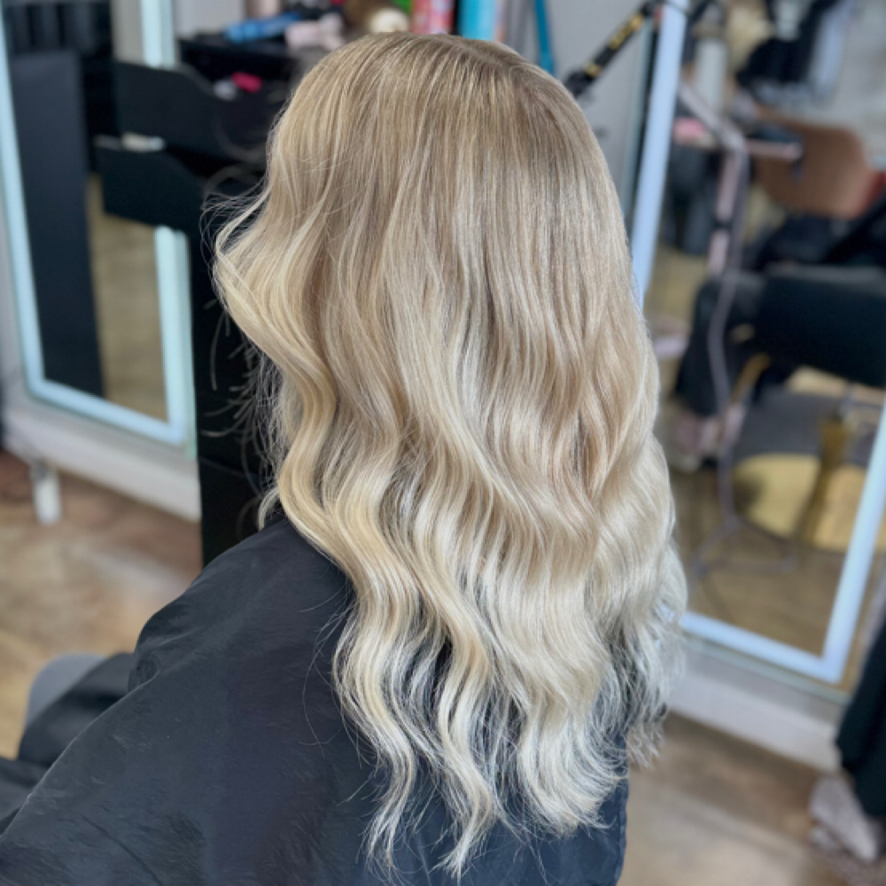 Full Highlight at Kaitlyn Does Hair in Van Alstyne, TX