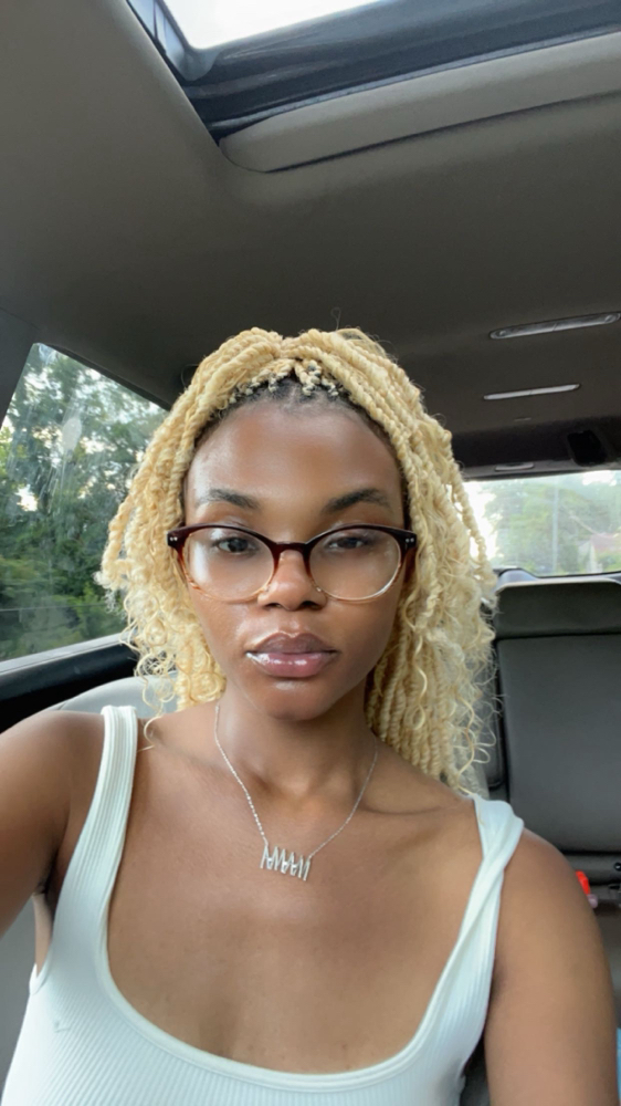 Small kinky twist