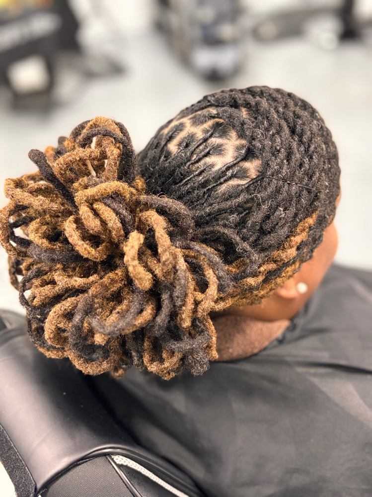 Intricate Loc Style