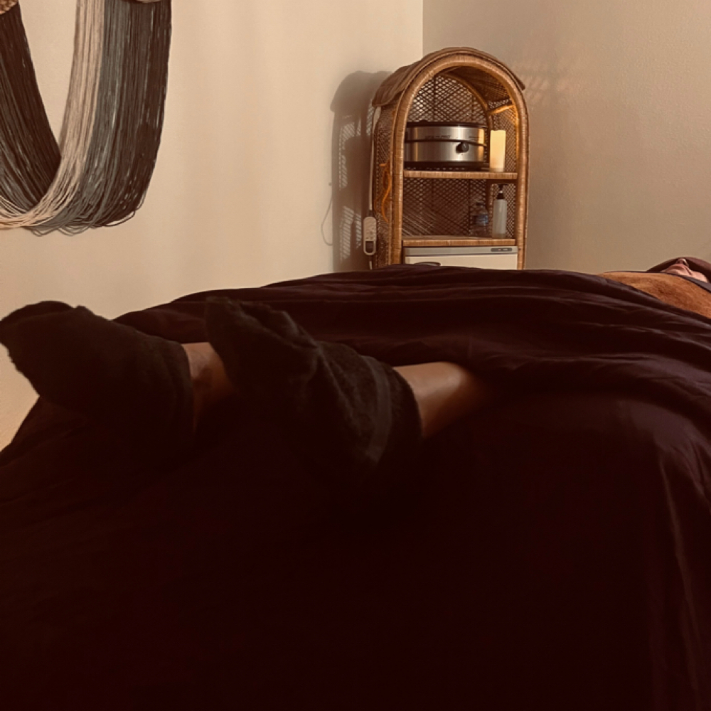 Hands & Feet Massage at Earth N’ Healing Massage Women Only in Casper, WY