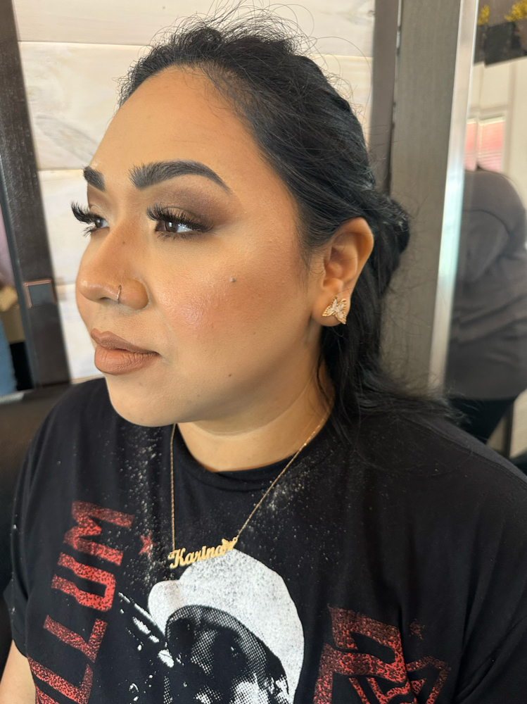 In House Group Glam