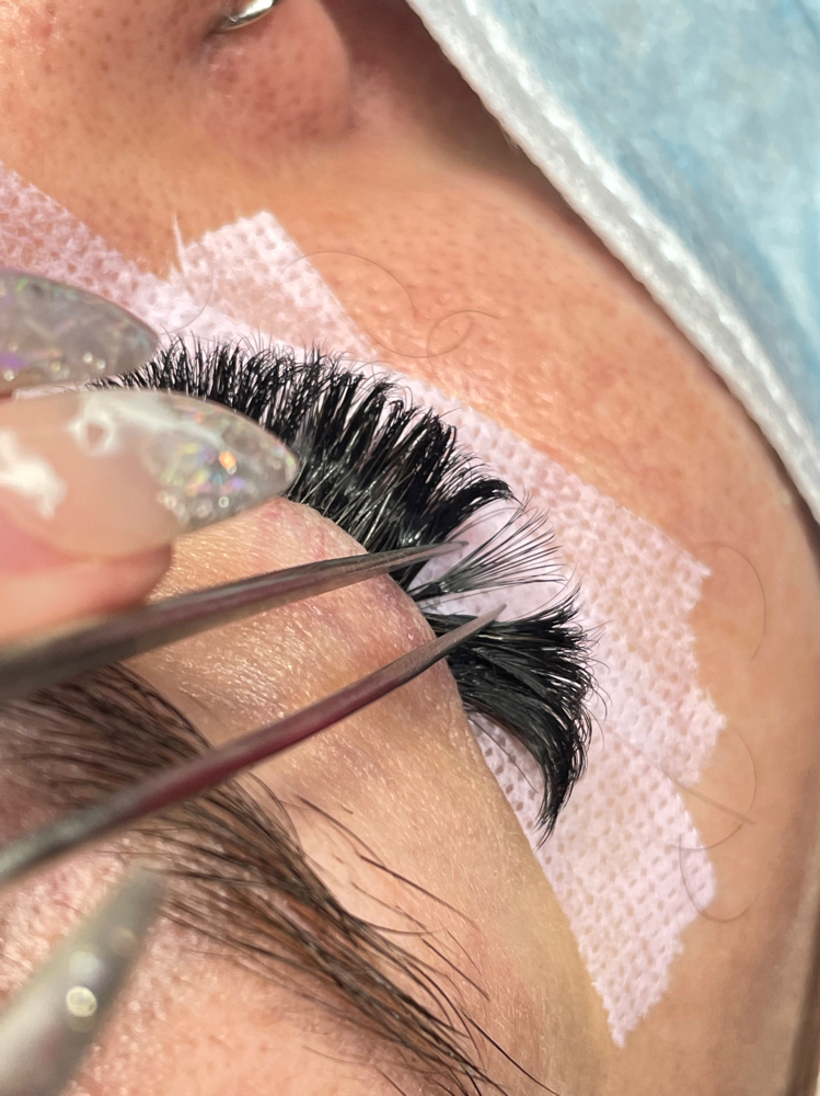 Custom Lash Fill