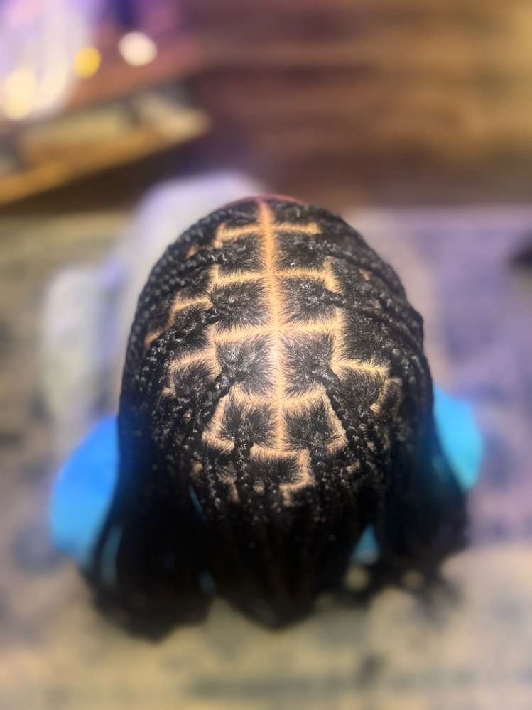 Medium Knotless
