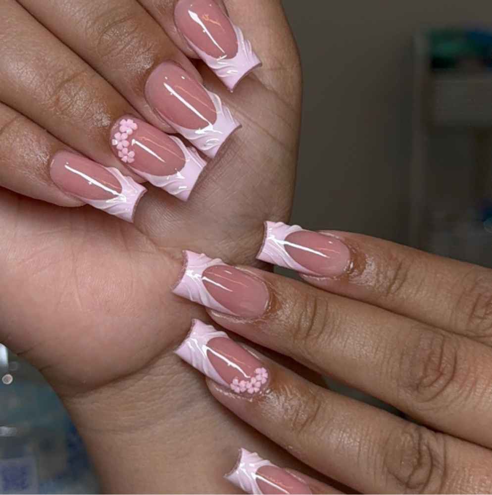 Acrylic Fill at Samnailedit in El Paso, TX