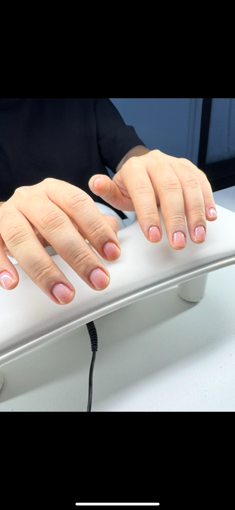 Men's Mani at Por Vida Nails in Las Vegas, NV