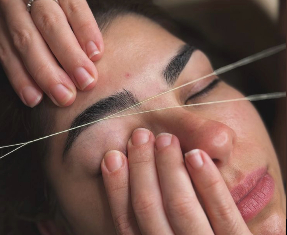 EYEBROW THREADING