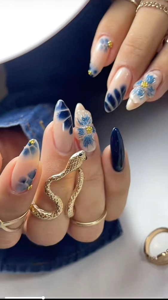 Complex Nail Art at Nailvana in Lebanon, MO
