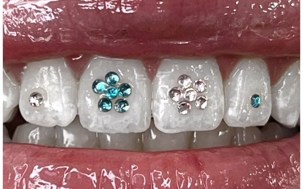 Custom Flower at Nabi Aesthetics in Nashville, TN