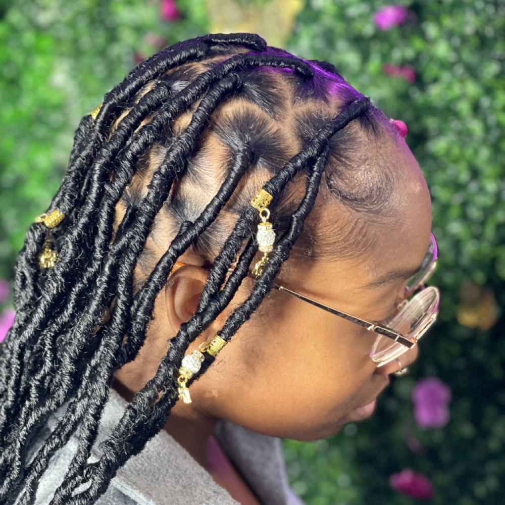 Large Soft Loc Install at Audacity beauty parlor in Reno, NV