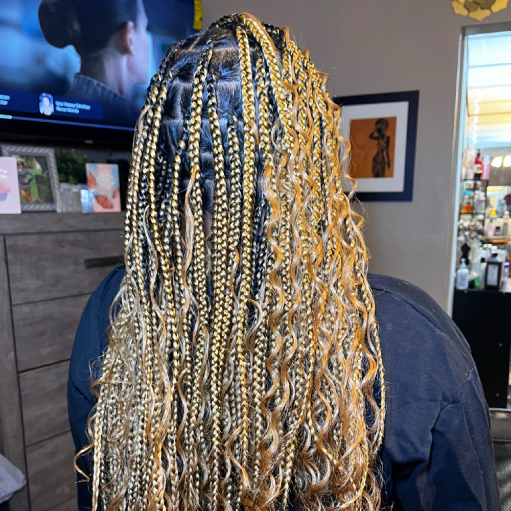 Boho Knotless - Medium at H4HH in Oakland, FL