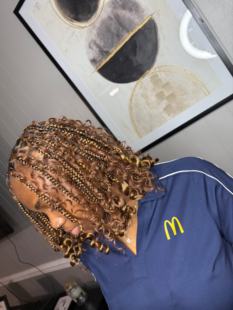 Knotless Bob (all Sizes) at Lyric Gifted Hands in Carson, MS