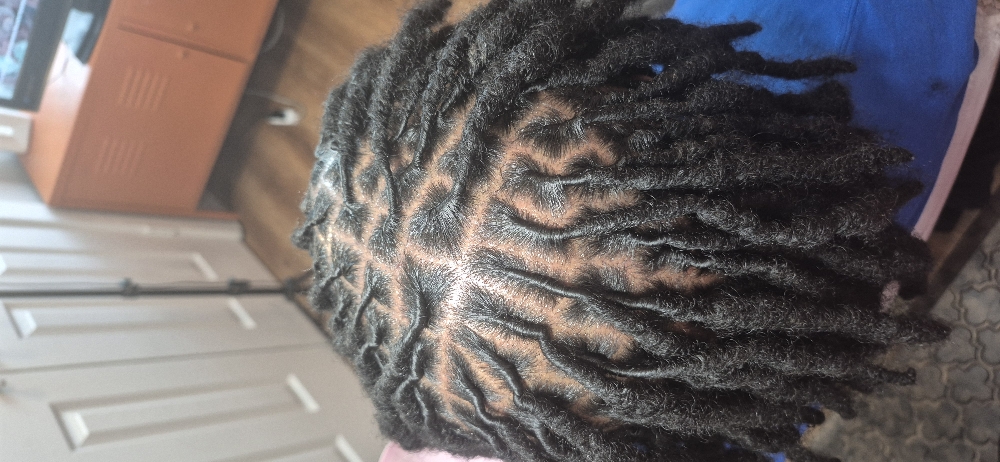 Retwist (Medium/ Shoulder Length)
