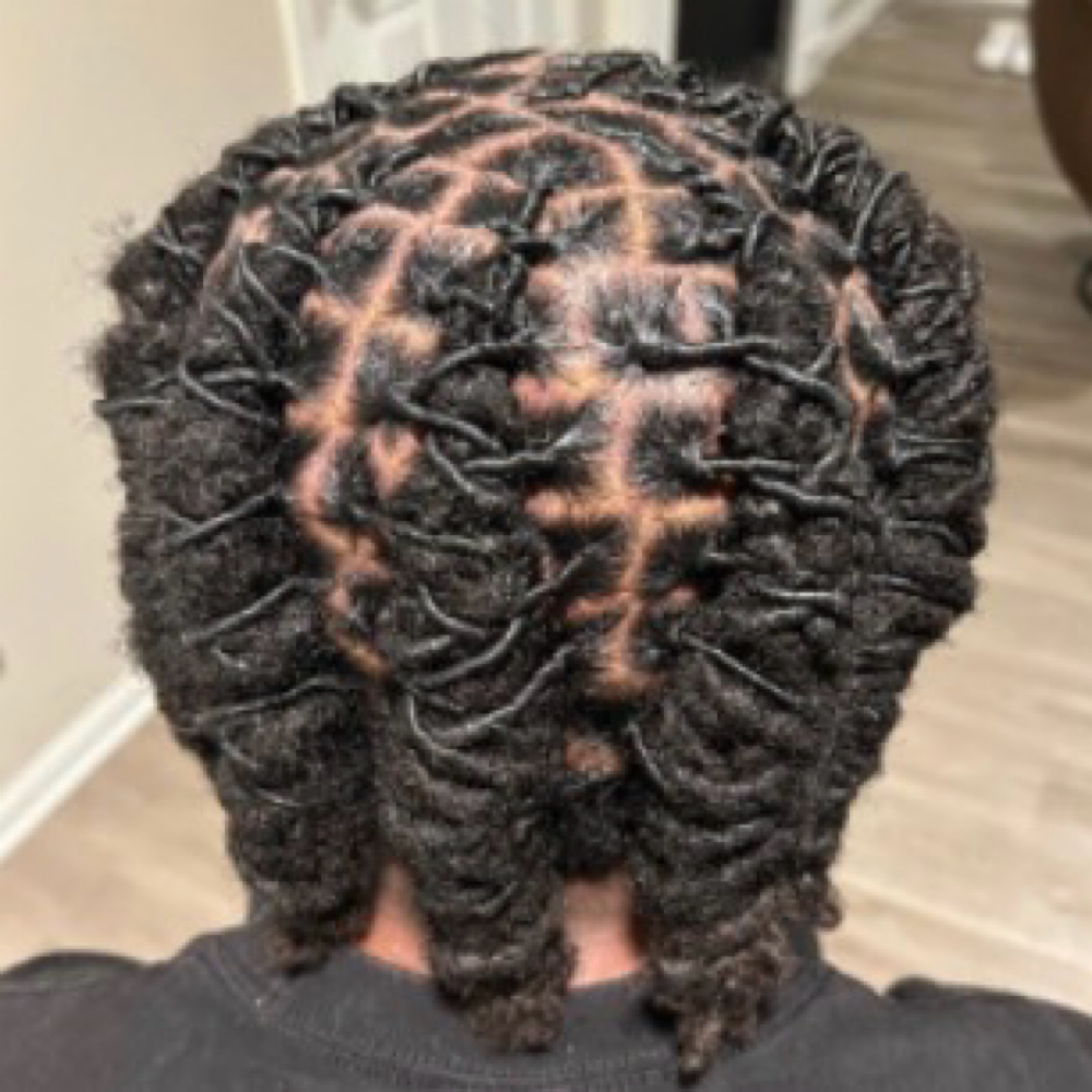 Loc Retwist at Glorious Krown in Fayetteville, GA