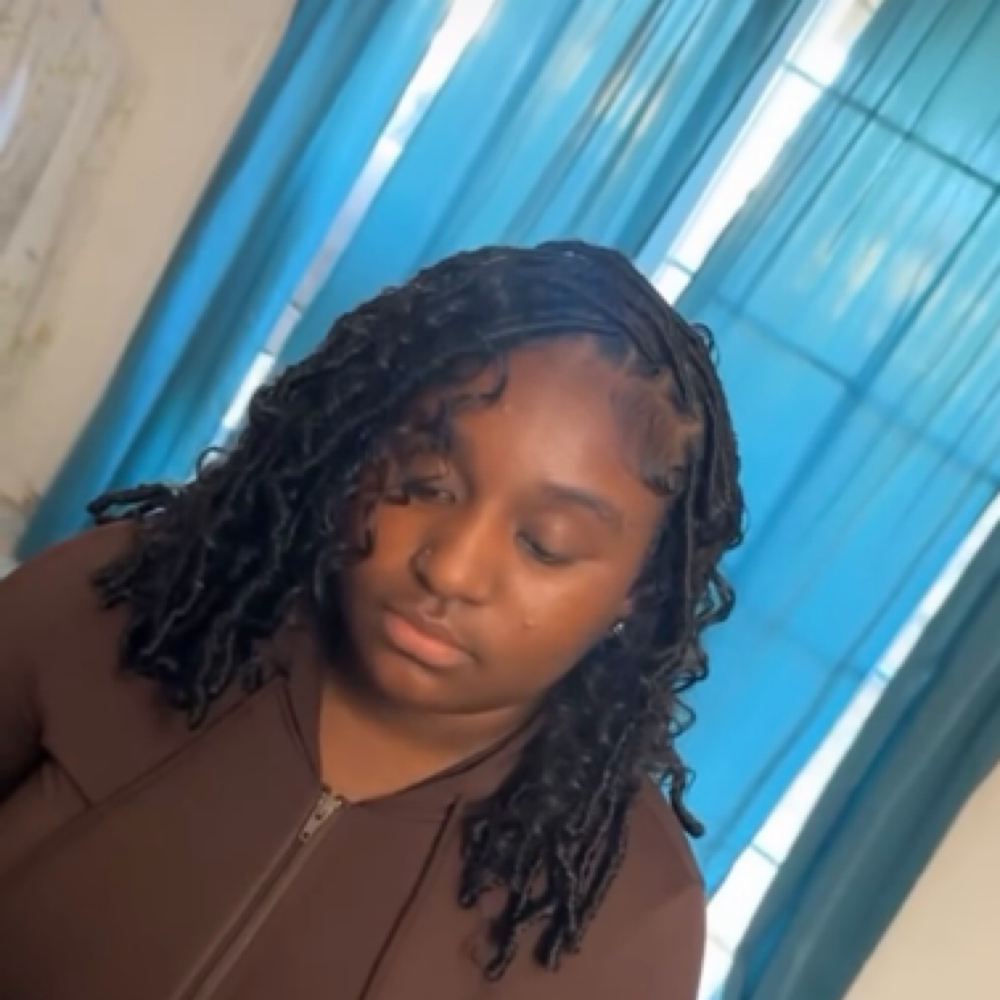 Smedium Soft Locs at Theestylestt in Sacramento, CA