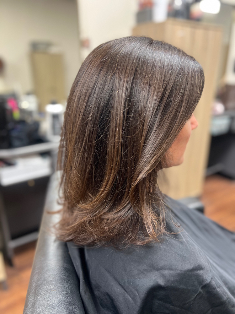 Wash / blowdry at Hair by Sarah - Hair In The Square Beauty Bar in Lynn, MA