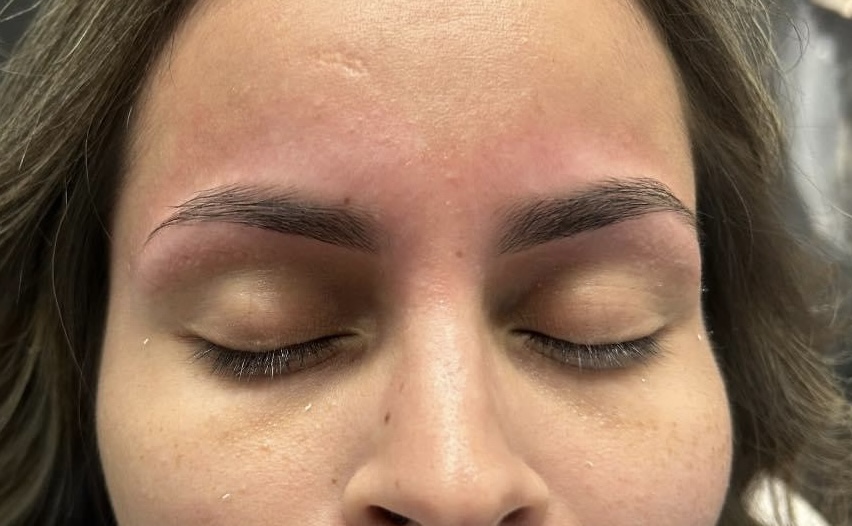 Eye Brow Wax