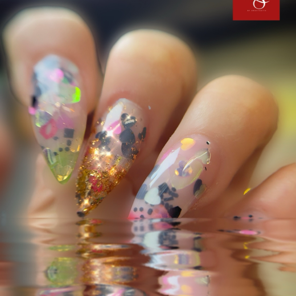 Hybrid Lux Gel Manicure