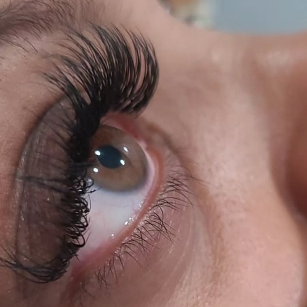 Glamorous Set Eyelash Extensions at The Beaute Spot Jc in Nj, NJ