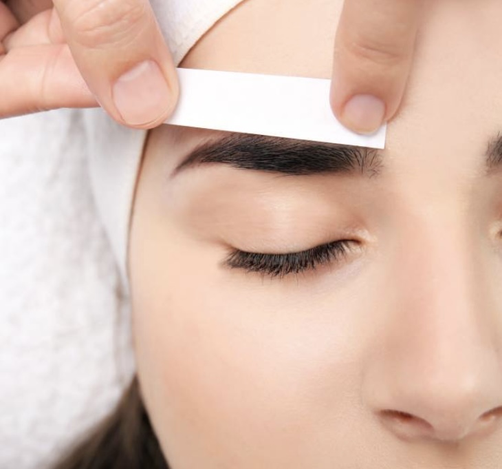 Brow, Lip, Or Chin Wax at Radiant Beauty in Alice, TX