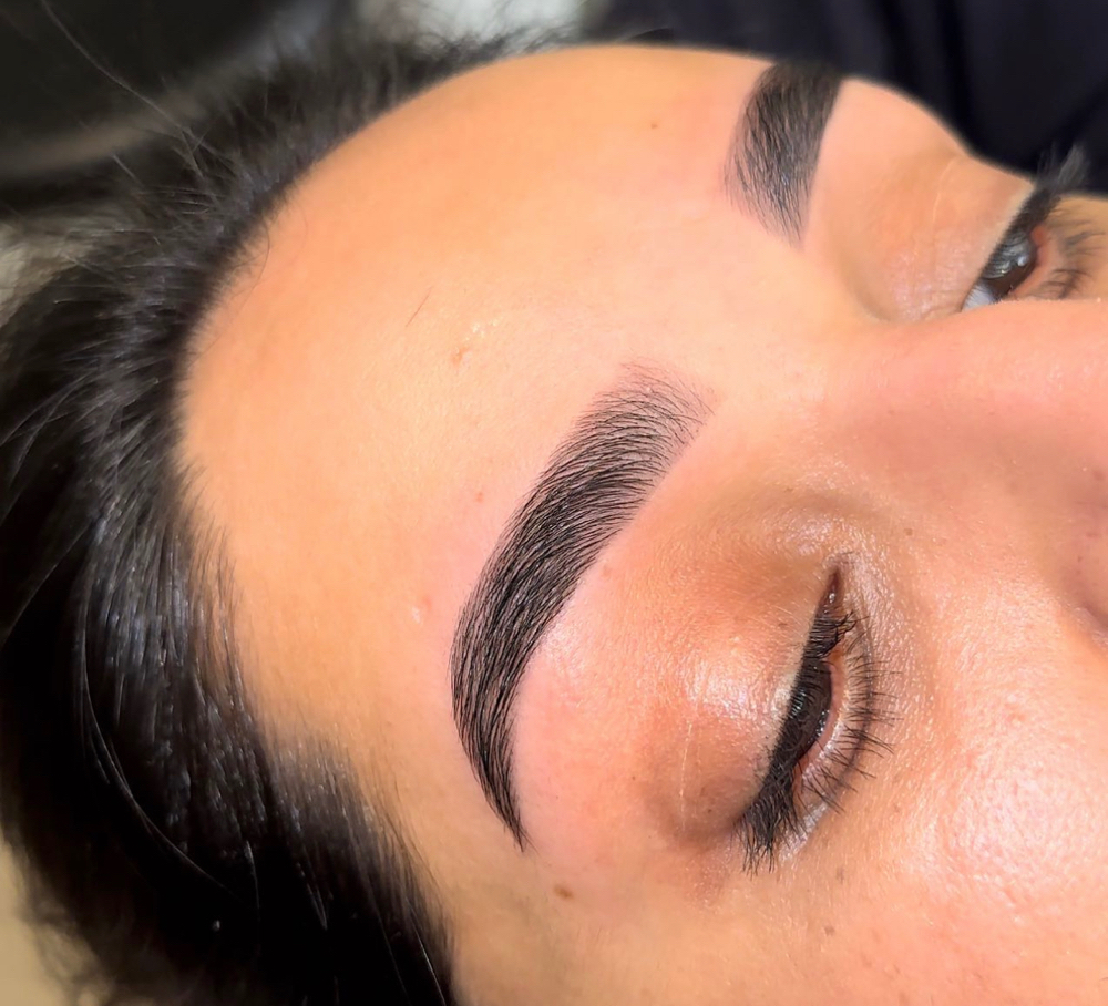 BROW WAX & HENNA