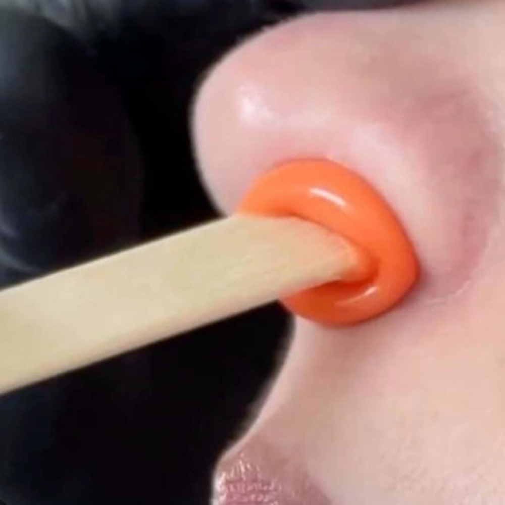 Nose wax at Casa De Esencia in Hendersonville, NC