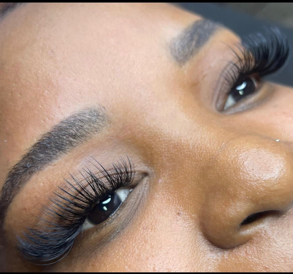 Hybrid Lashes