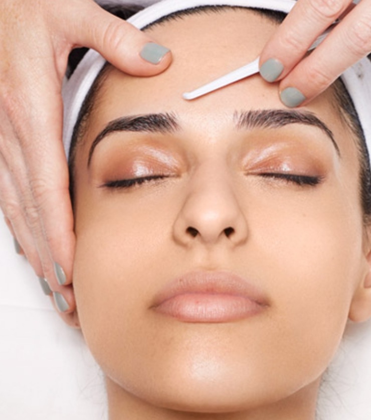 Dermaplaining