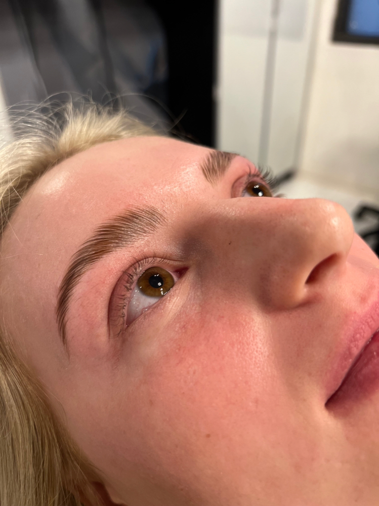 Brow Lamination + Tint
