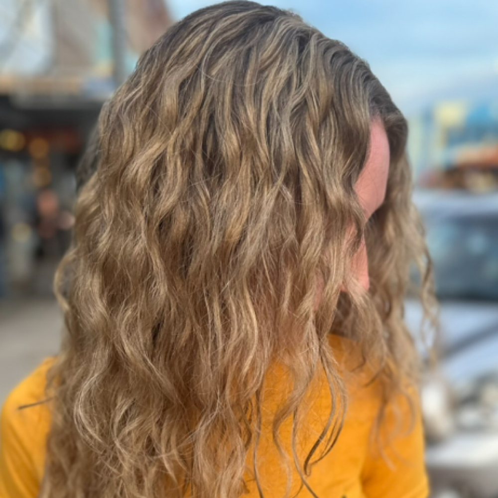 Partial Highlight at Betty Boots in Austin, TX