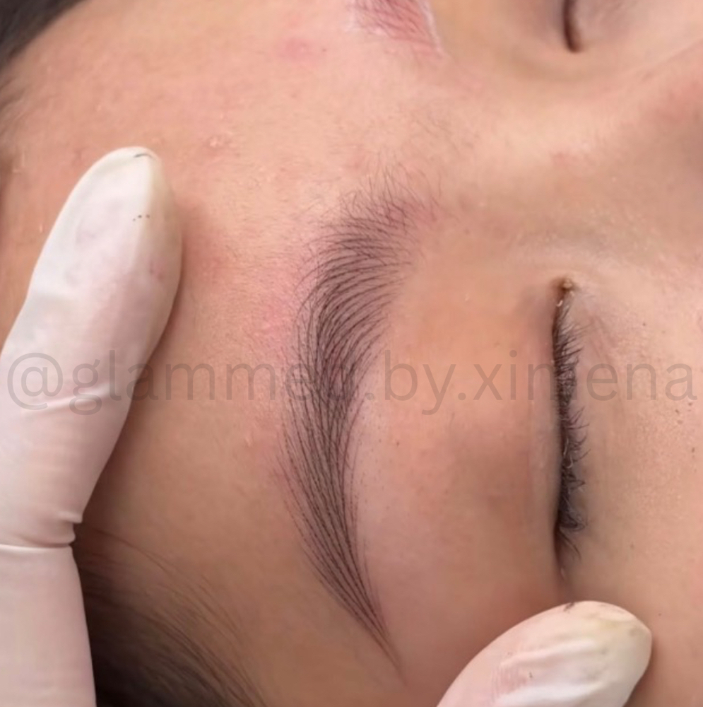 Nano Stroke Brow-on Virgen Brows