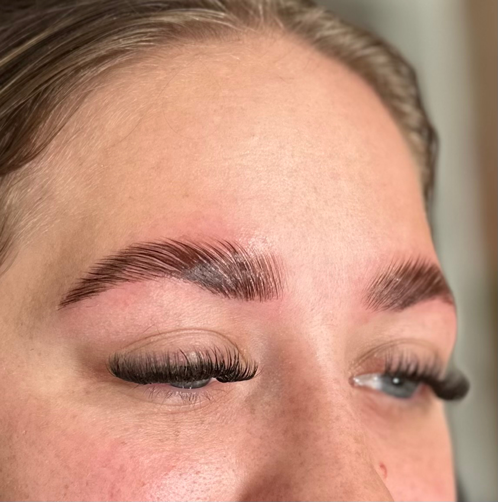 Brow Lamination And Tint