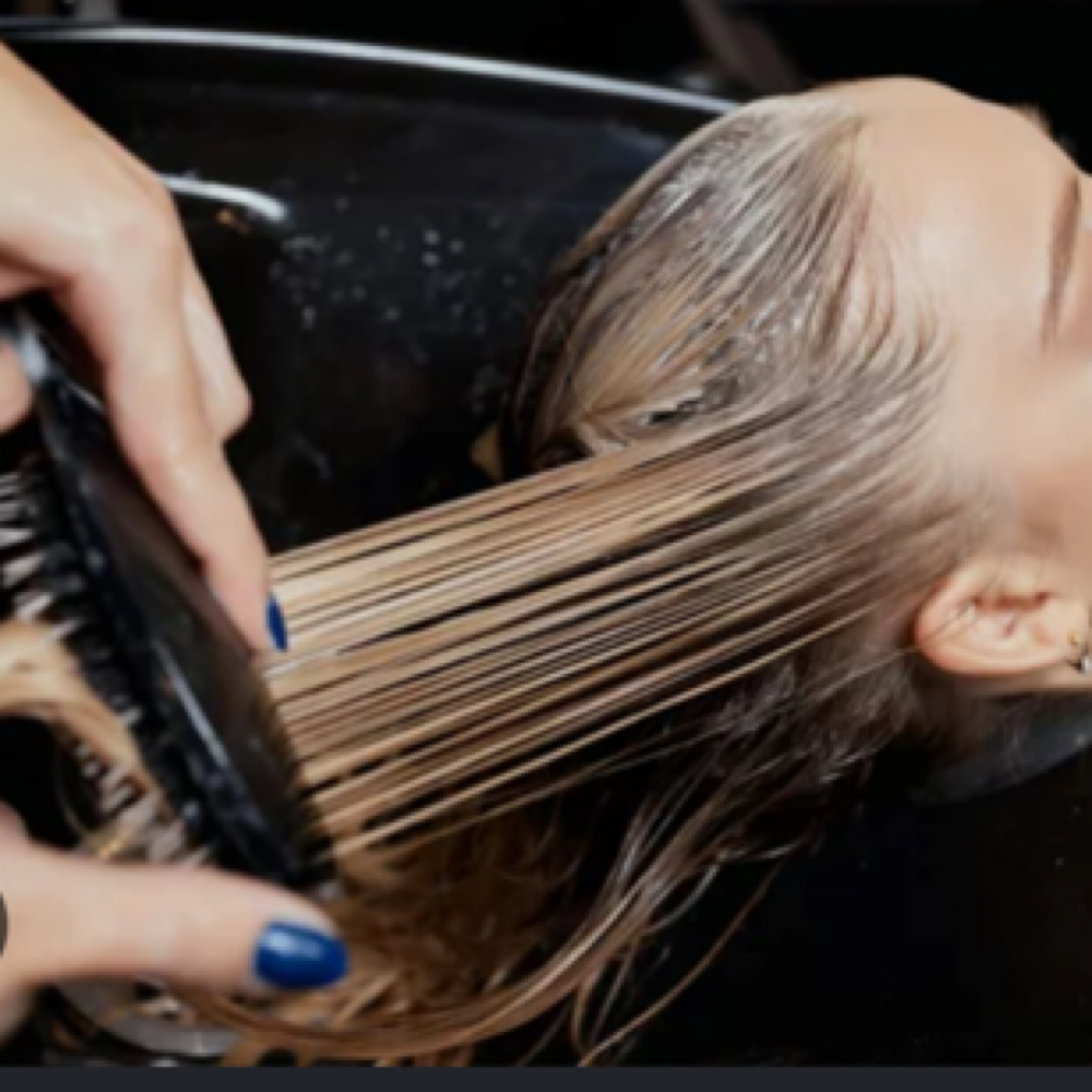 Toner/Refresh at Tangles Salon LLC in North Providence, RI