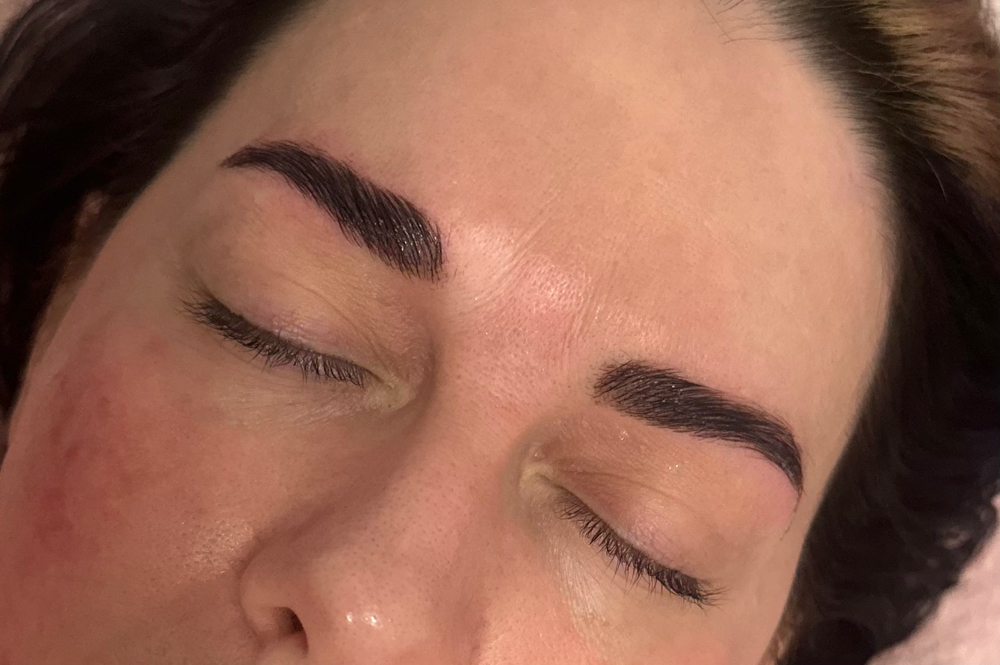 Brow Lamination With Tint And Wax