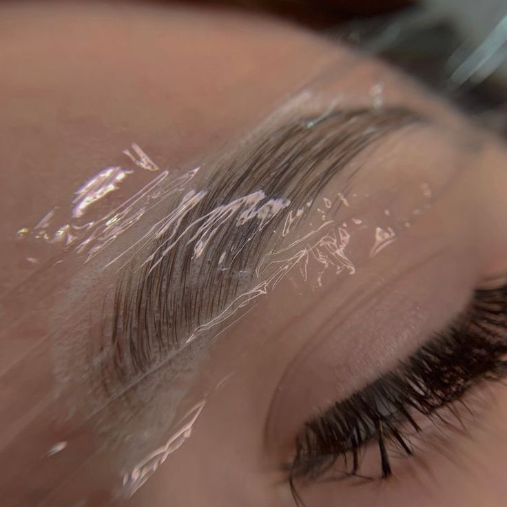 Brow Lamination