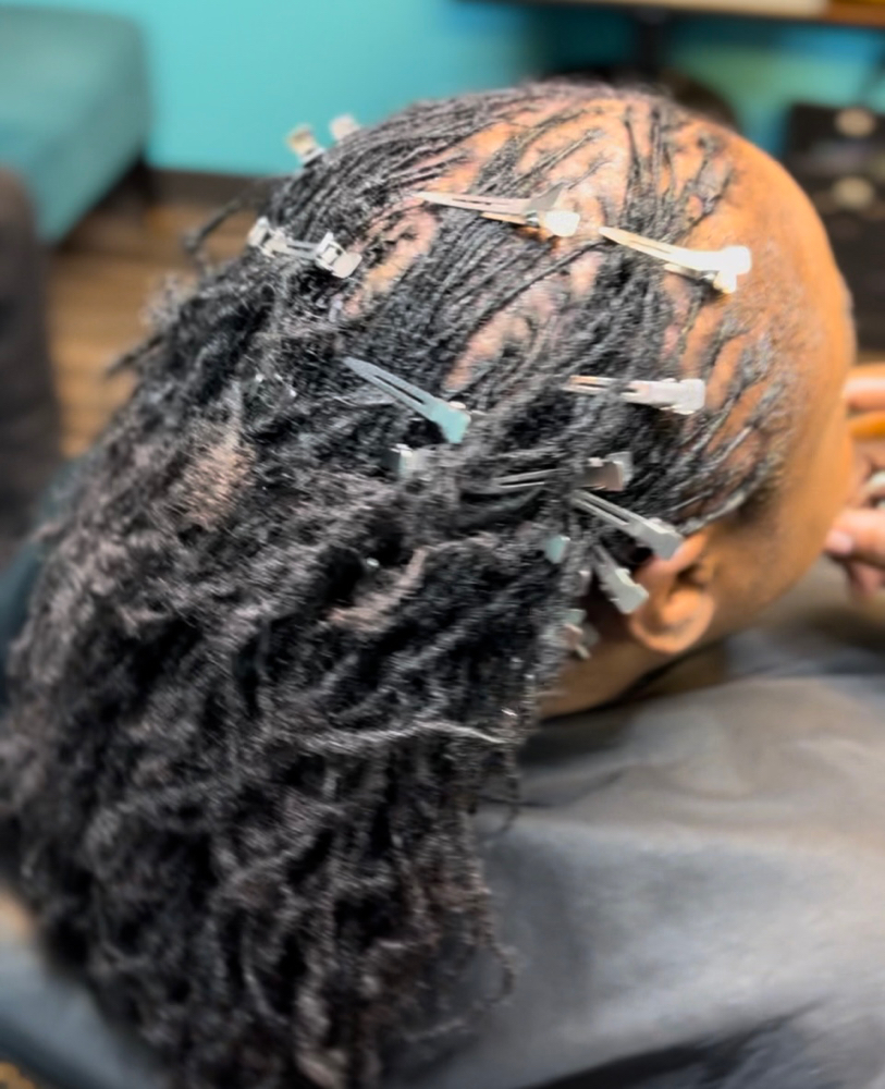 Shampoo & Retwist Sister Locs