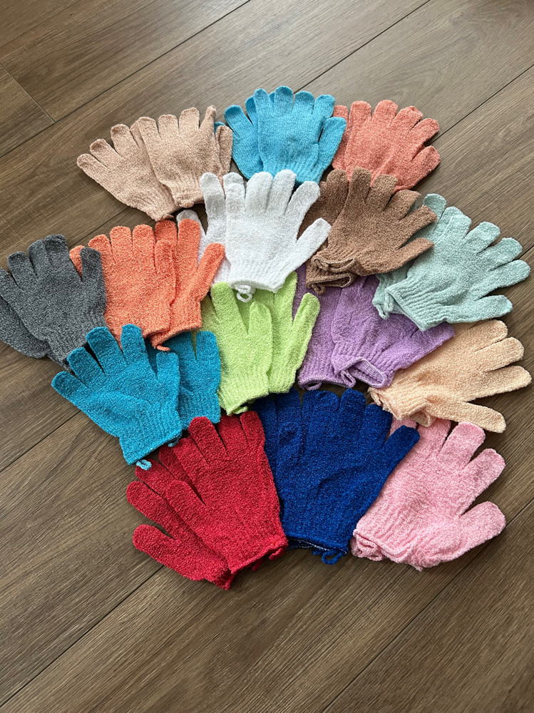 Airbella Exfoliating Gloves at Airbella in Columbus, OH