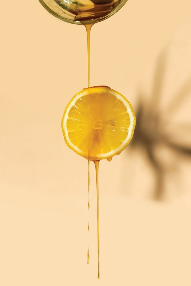Womens Face Sugaring