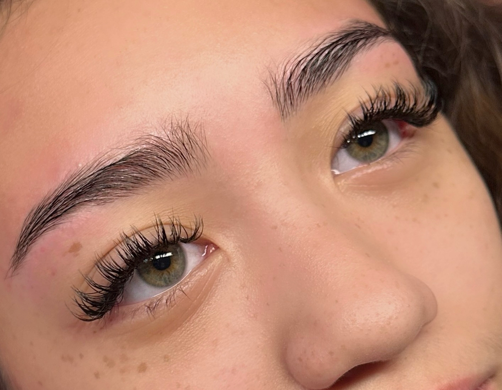 Classic Full Lash Extensions