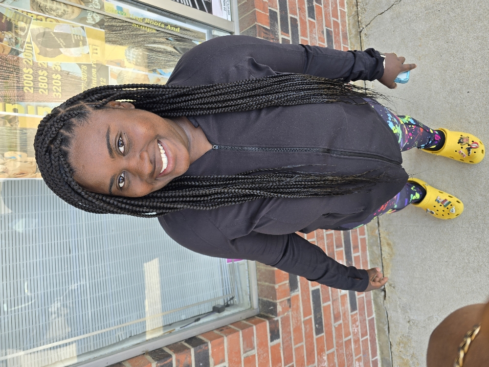 26in Mid Back Medium Knotless