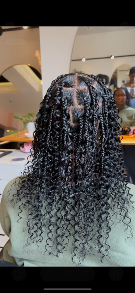 100% human Hair Knotless
