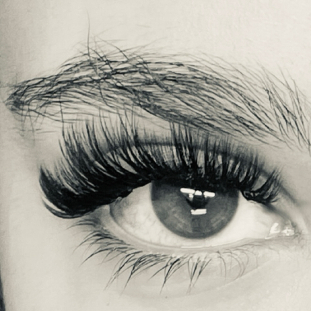 hybrid full set at Belle House Salon & Aesthetics in Nashville, TN