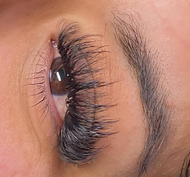 Hybrid Wispy Lash Set (fullset) at The lovely Fairy in Dinuba, CA