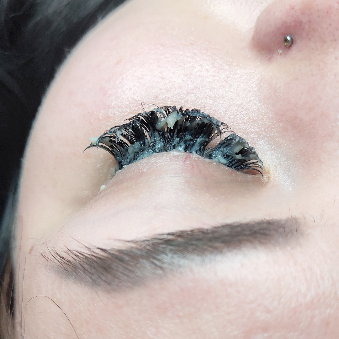 Eyelash Extension Removal