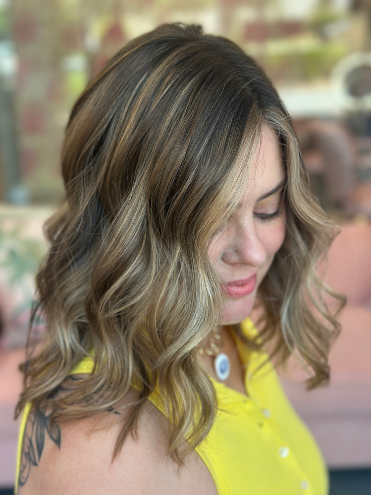 Face Framing Lightening & Style