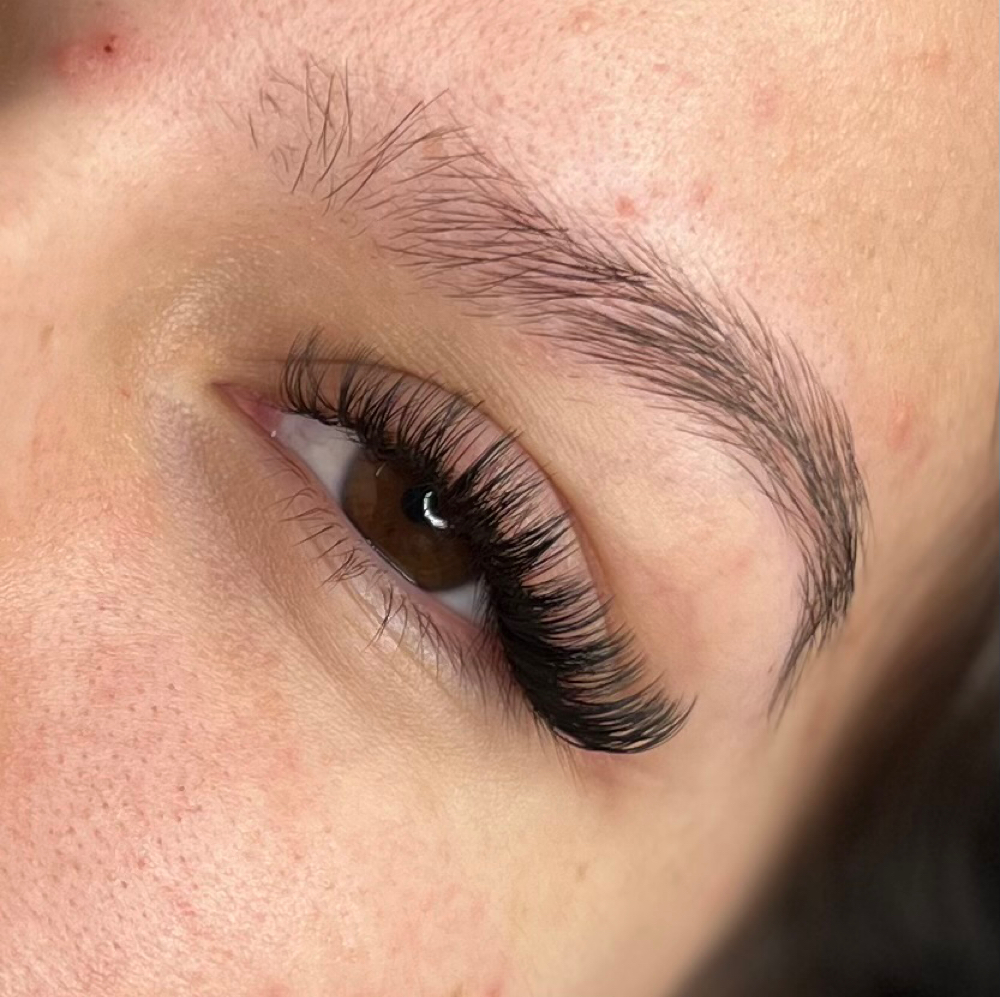 Hybrid Lash Fill at Deluxe Beauty Bar in Orem, UT
