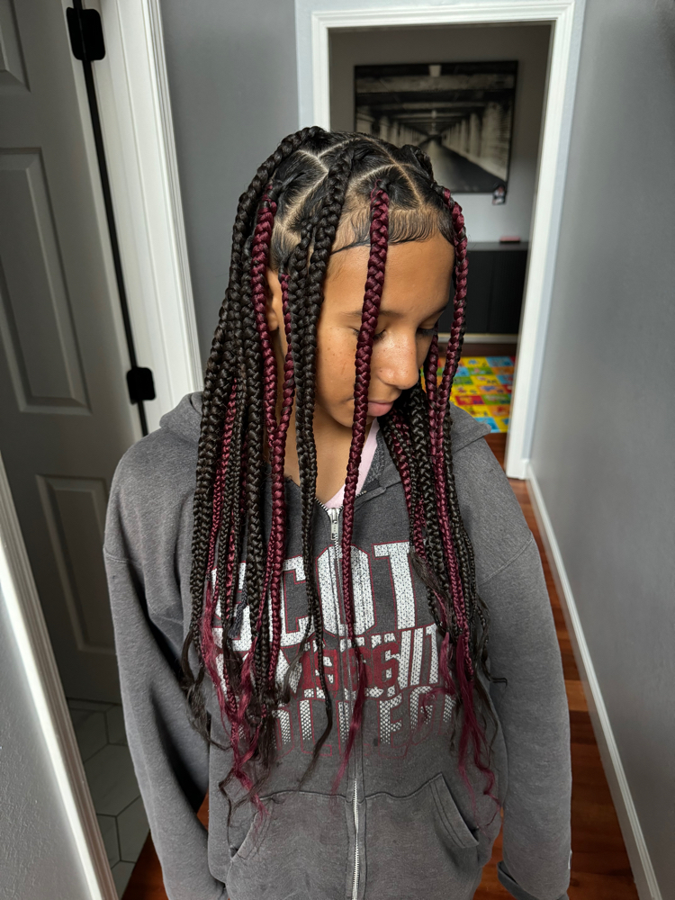 Large knotless braids